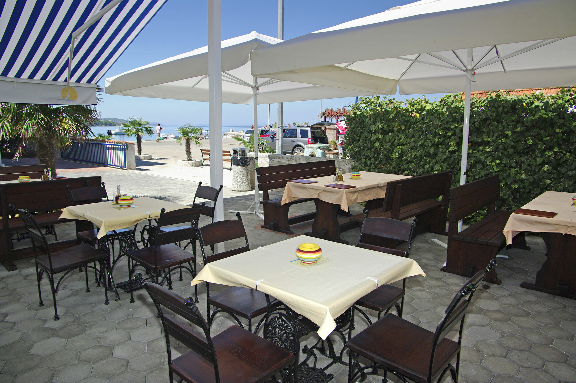 Aparthotel Marina Gromela Mirce Extérieur photo
